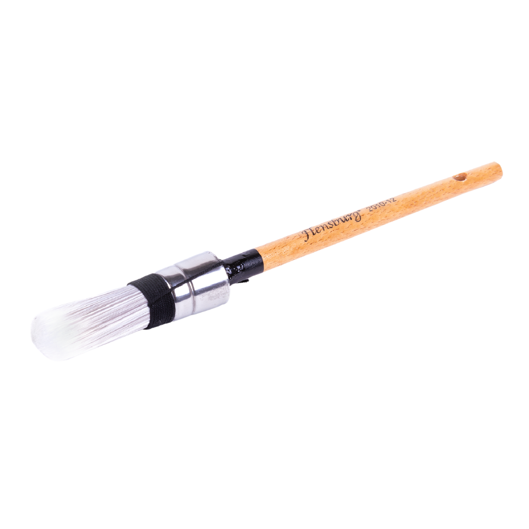 Round synthetic brush